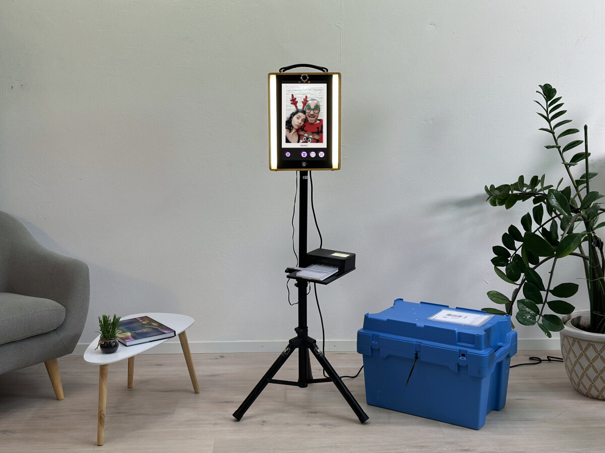 FotoBox Modell „GC BLACK“, Selfie-Paket „full digital“. 