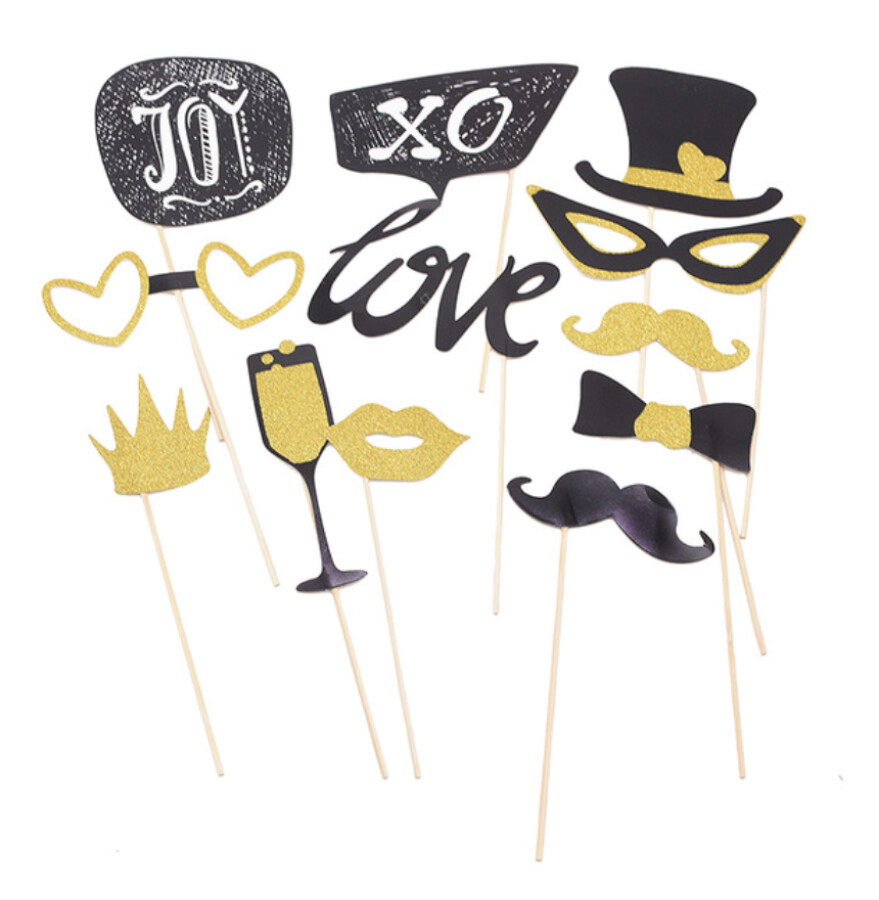 12 accessoires photobooth pour se déguiser